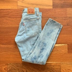 Levi’s Wedgie acid wash skinny jeans